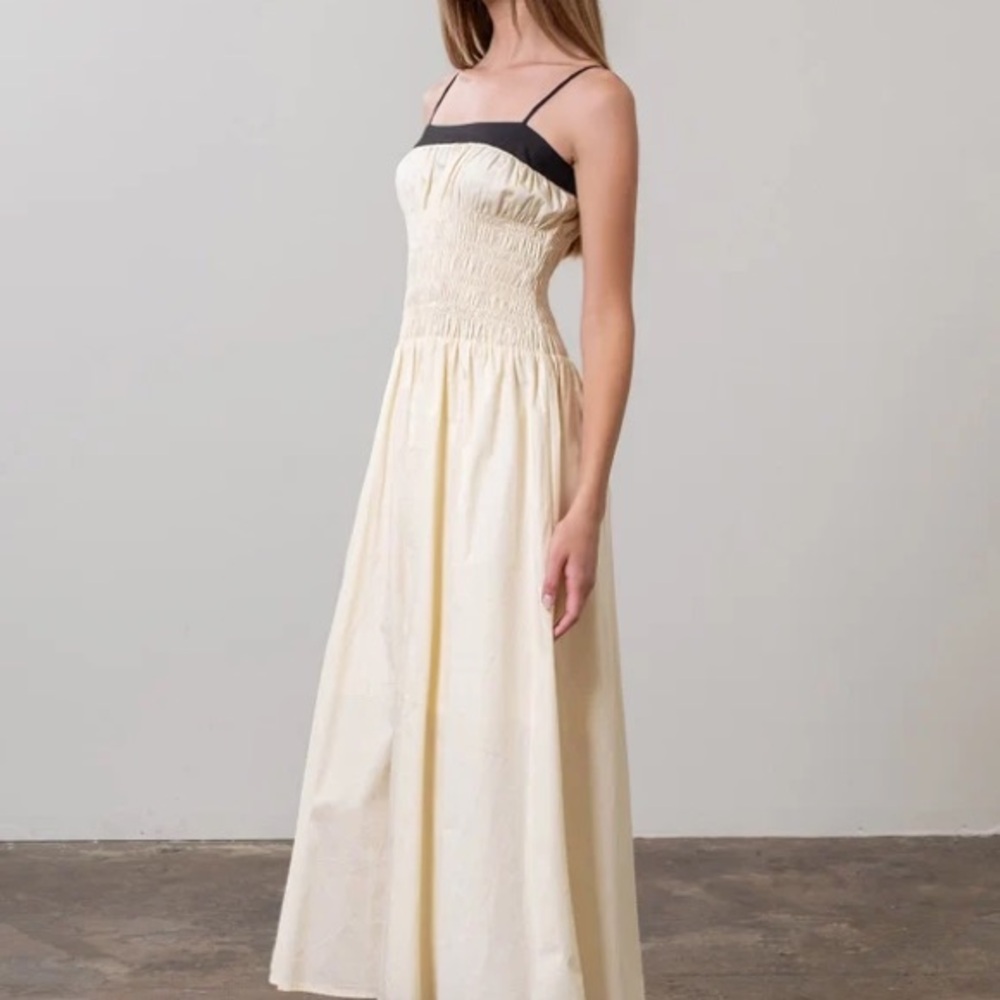 Moon River Spaghetti Strap Smocked Midi Dress - Picture 5 of 12